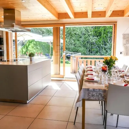 Chalet Chalet Les Roches Шале
